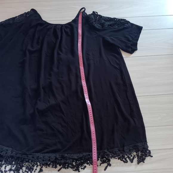 Cold Shoulder Guipure Lace Insert Dress - Picture 8 of 14